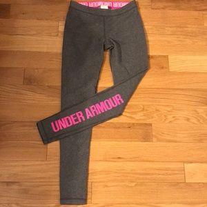 Women’s Under Armour workout leggings